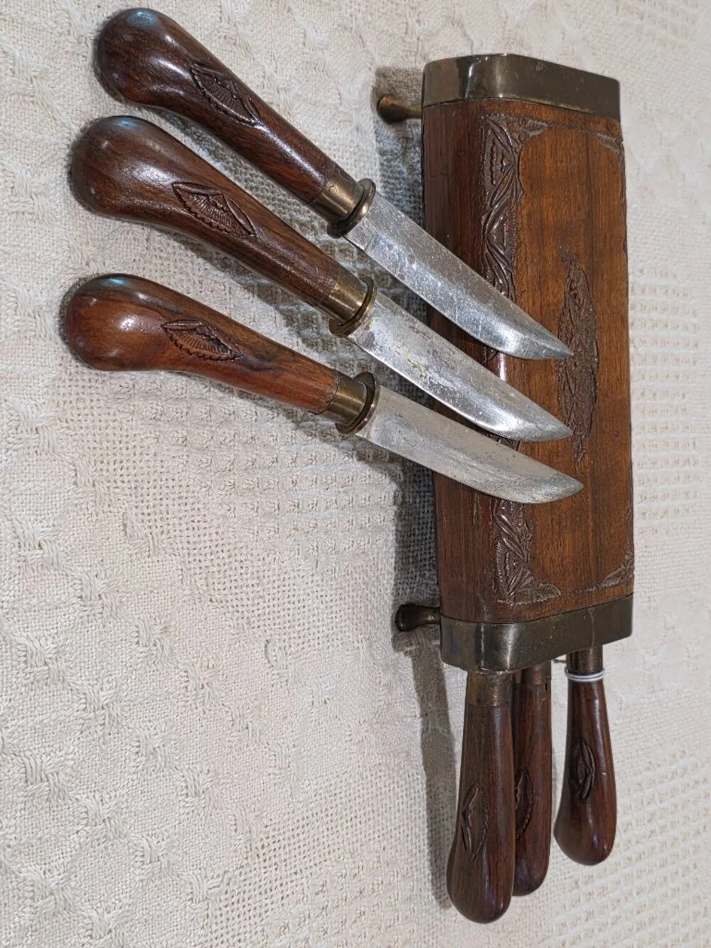 Vintage MCM Ornate Hand Carved Wood Brass INDIA 6 pc Knife Stainless Set Block